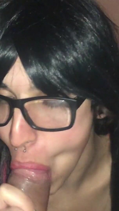 Amateur Crossdresser fucking and sucking big cock | Clip 1