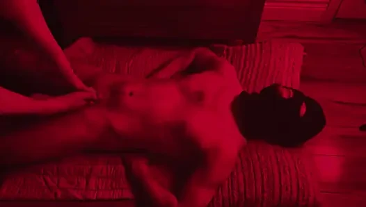 Sudut Tinggi Kamar Merah