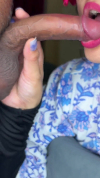 Indian bhabhi doggystyle fucked and accidental creampie. | Clip 1