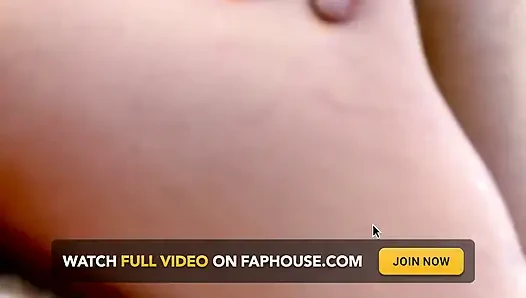 3some luar ruangan dengan pelacur pirang panas di pantai