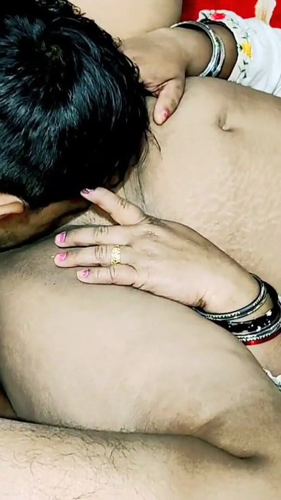 Jaw-dropping moment from "Indian desi wife neighbor"