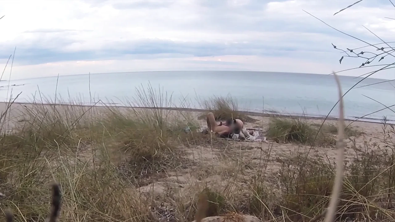 French Teacher Slut Blowjob Amateur on Nude Beach Front Stranger with Cumshot - Misscreamy