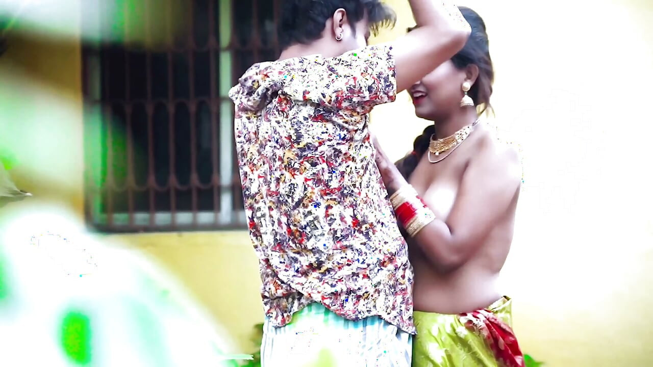 Devar ne Bhabhi ko akele me dekh kar chod diya