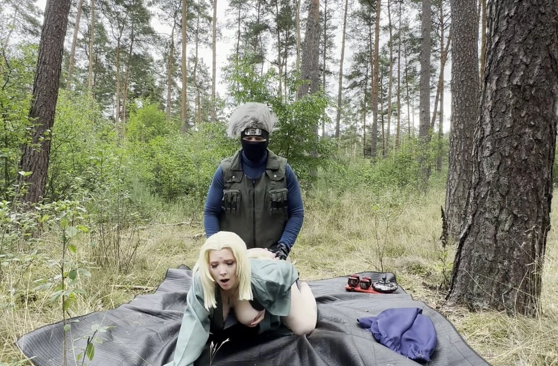 Shinobi Komedisi Yasaklandı: Kakashi ve Tsunade Gerçek Naruto Cosplay'inde!