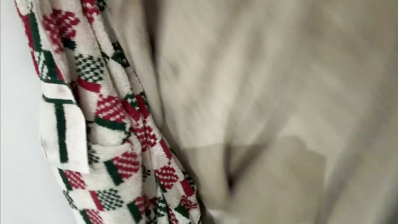 MY BIG ASS GIRLFRIEND WON'T LET ME REST MY DICK