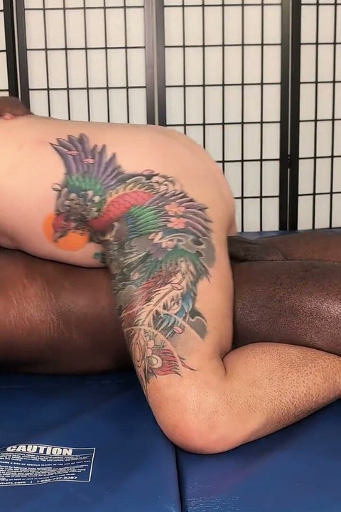 Kim Chi: Nude Bearhug Challenge