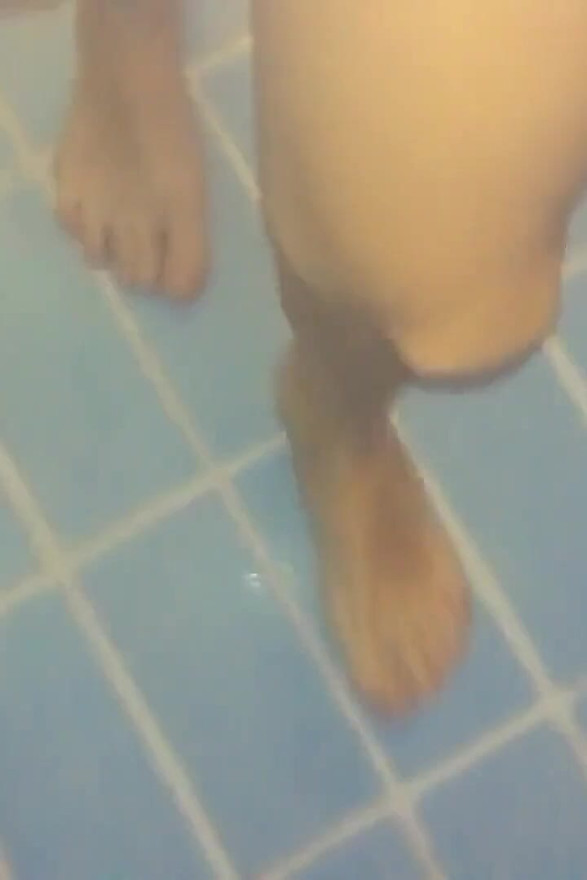 Twink Feet in a Pool - Underwater View