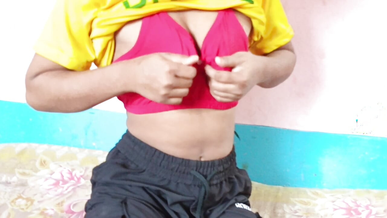 Viral sexy video of a Bangladeshi madrasa girl