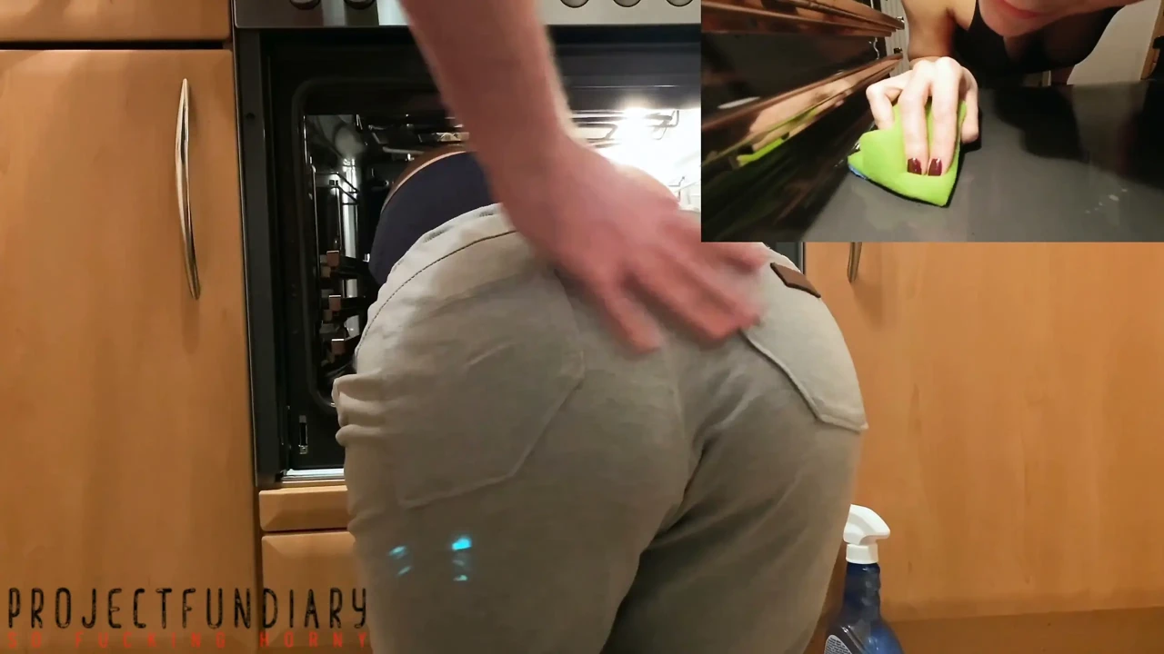 Throwback: Housewife Stuck in the Oven - Projectfundiary