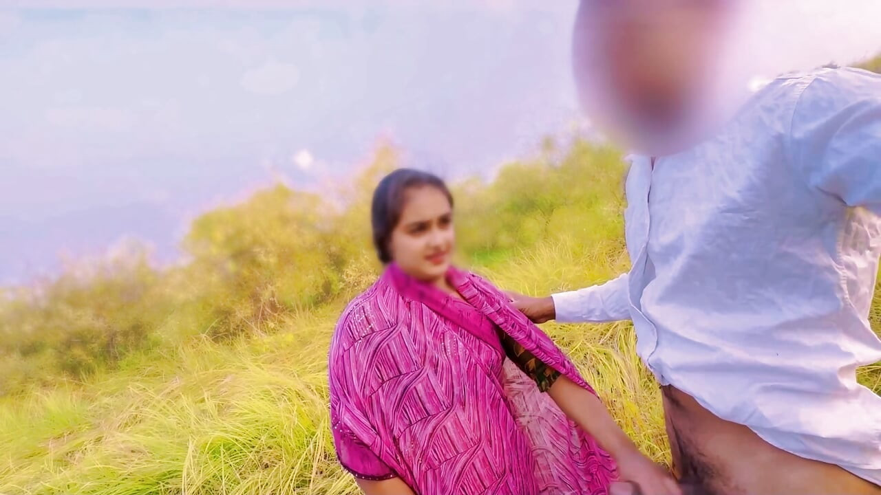 beautiful village girl when meet her bf in jungle then catch by Land owner and land owner fuck the cute village girl Clear hindi