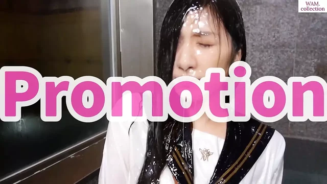 Underwater, moaning and orgasm in cosplay