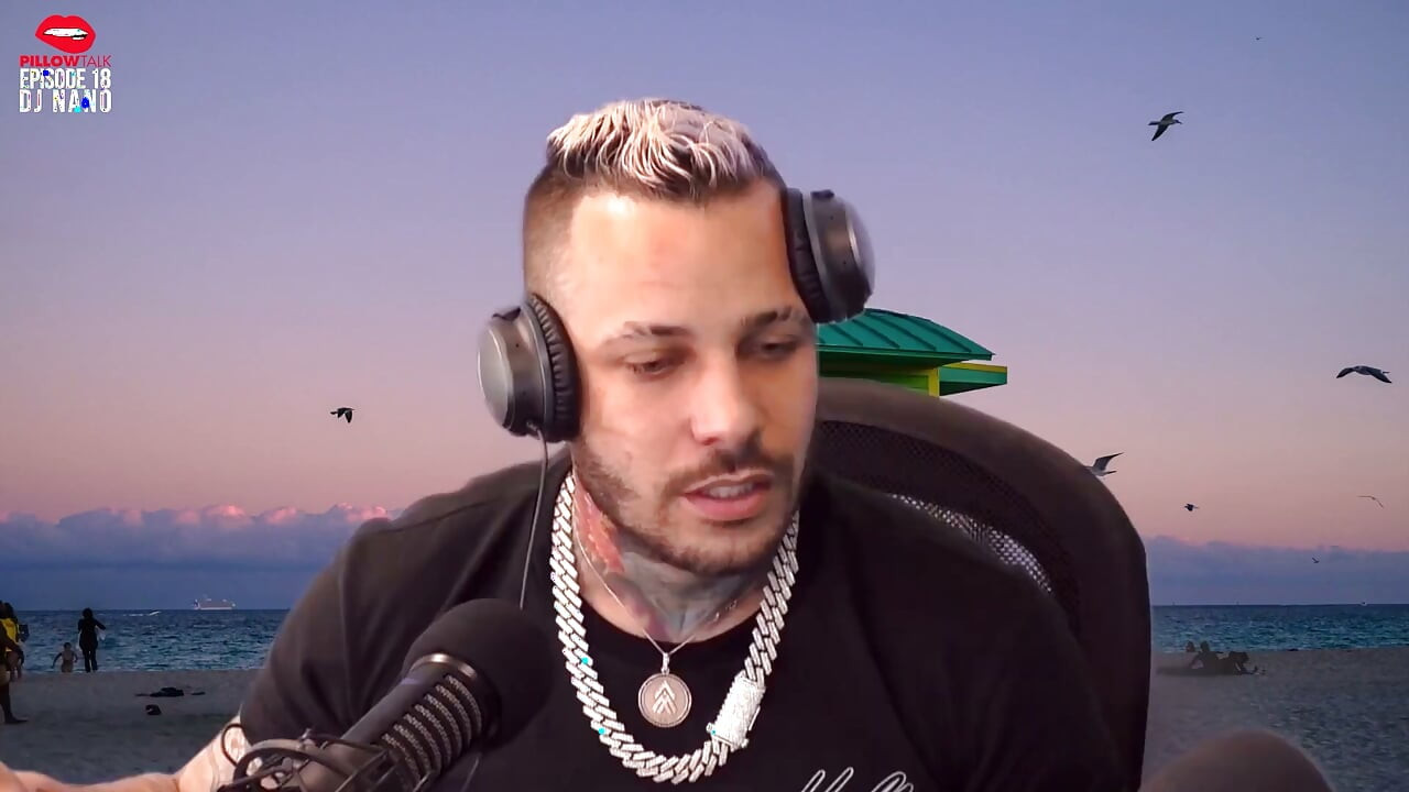 1Threesomes? Pffft, Dj Nano розповідає нам, чому п'ять сексів насправді там, де він є!