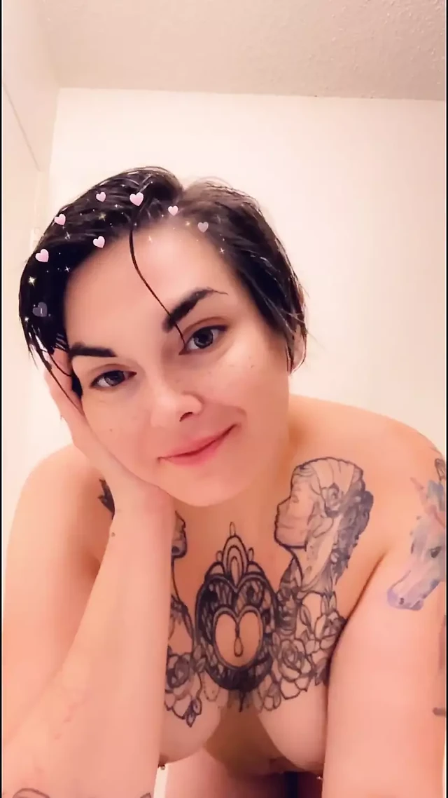 M3dusa Fresh Out of the Shower