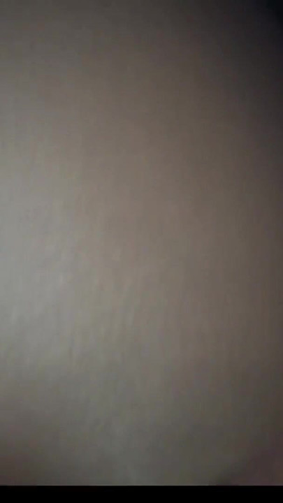 Namorada cavalga seu ciclo até a casa do namorado Uma surpresa doce e fumegante | Clipe 1