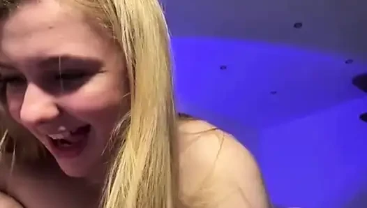 Bbw jucielussie masturbiert so hart