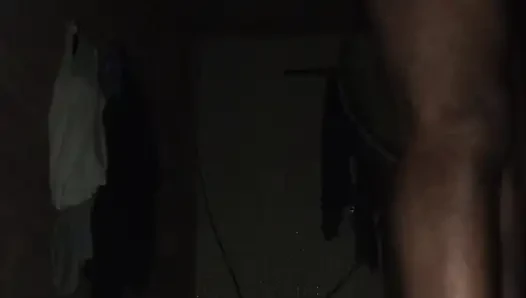 Meine kahle johnny sins hat seinen schwanz aus mir genommen und auf meine brüste ejakuliert