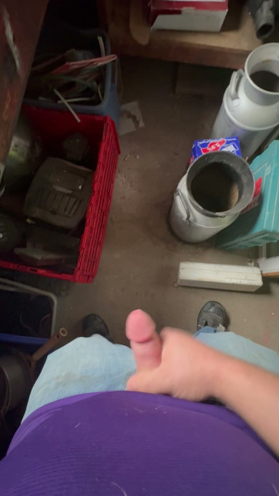 Quick cum shot session