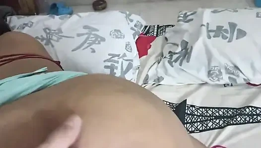 Устал быть девственницей, я на улице, и это мой первый клиент им из Майами Соединенные Штаты с большой задницей и большими Ti