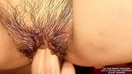 День 2 - Филиппинская учительница хочет заработать деньги