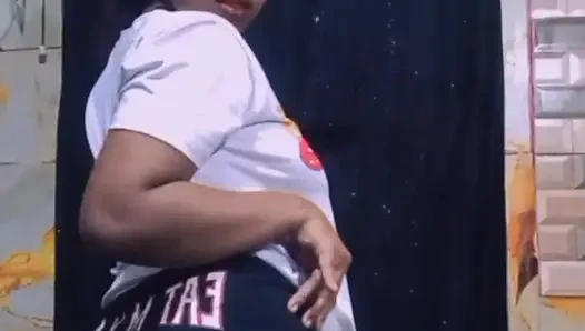 Enjoy with me exclusive content and what you want to see on my secret page, personalized and more just for you