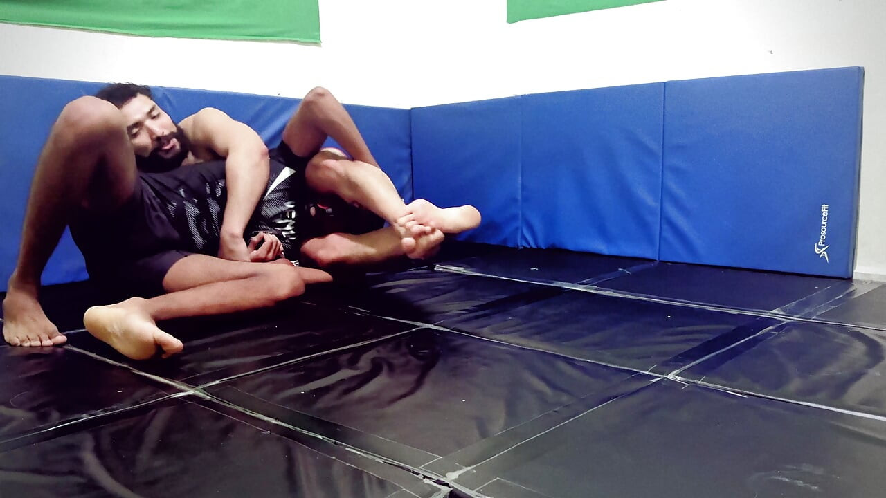 Controle alfa vs novato torna-se submissão