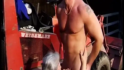 Rekaman seks vintage cewek jerman rambut pirang dientot habis-habisan