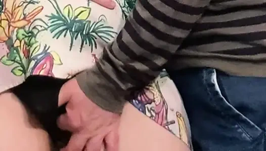 OMG! Sie ließ mich ihre perfekte muschi reiben