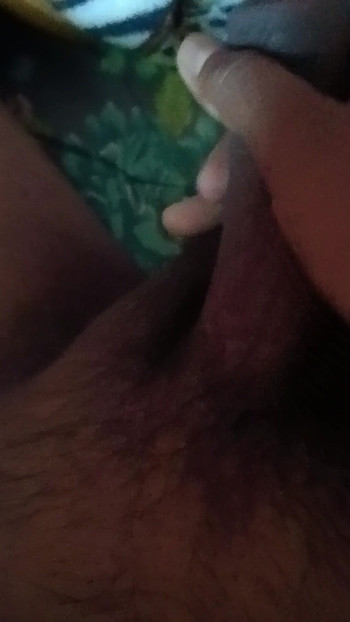 Who wants dm me