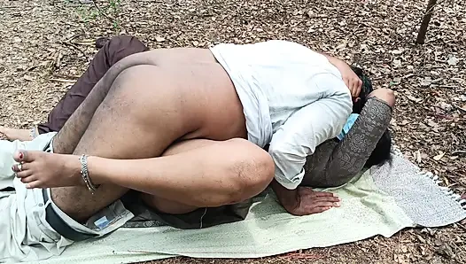 Hot fuck in Forest