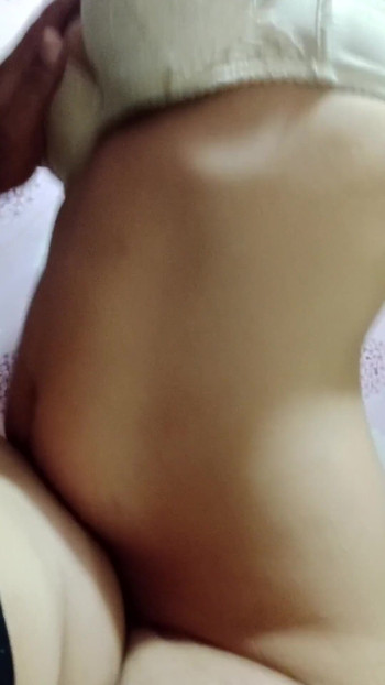 Emotional moment from "Fucking a Girl With A Beautiful Body Is Very Sweet"