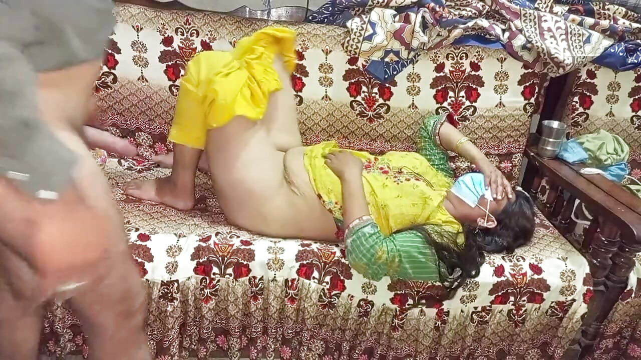 Sara khan ki new video bhabhi and dever sex alone in room