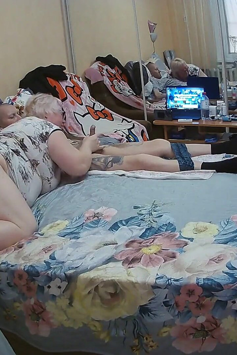 Stepmom with Glasses Sucks My Dick to Cum