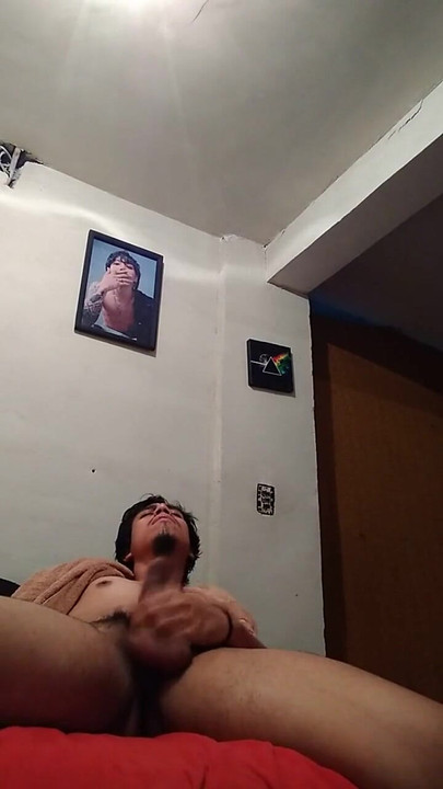 Moment iconic de la "Intră în pat cu mine, simt că fac mult sex dur"