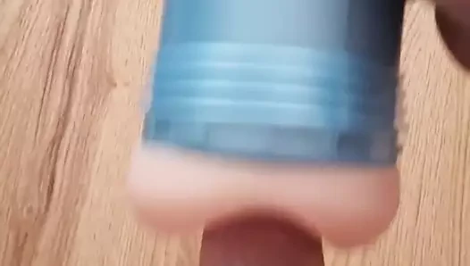 Fleshlight eğlence ile bir çok arasında boşalmak
