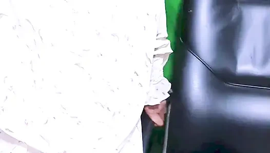 Hijabi Queen. Muslim Girl showing her Asshole and Fingering wearing Hijab.