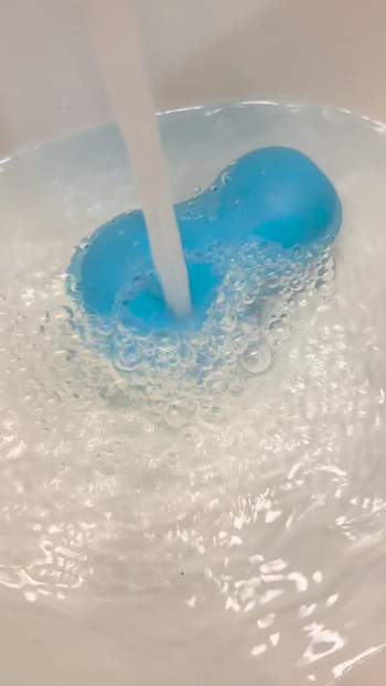 来自哈洛蛋糕的 SsecnirpNailati 的性玩具