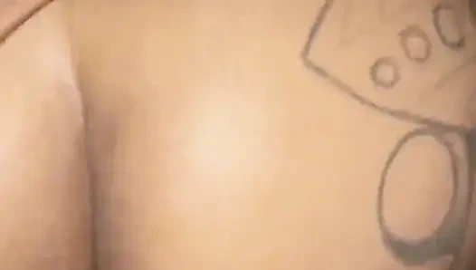 Seksi hatun sert sikiliyor siyah amcık boşalması