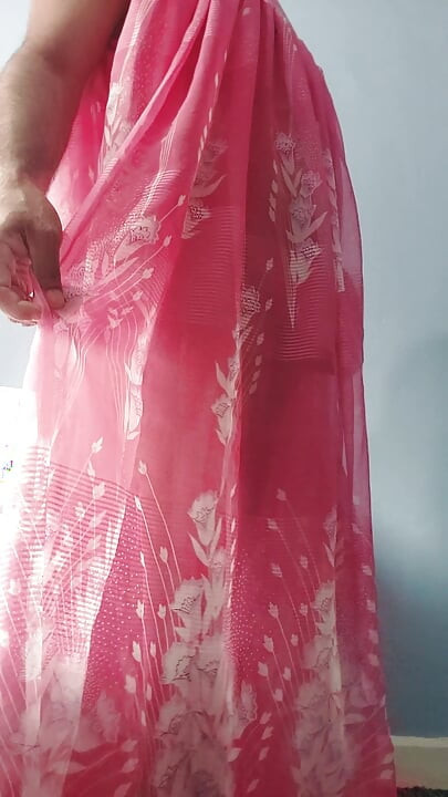 Boy masterbating and cum in a silk seethrough Night Gawun