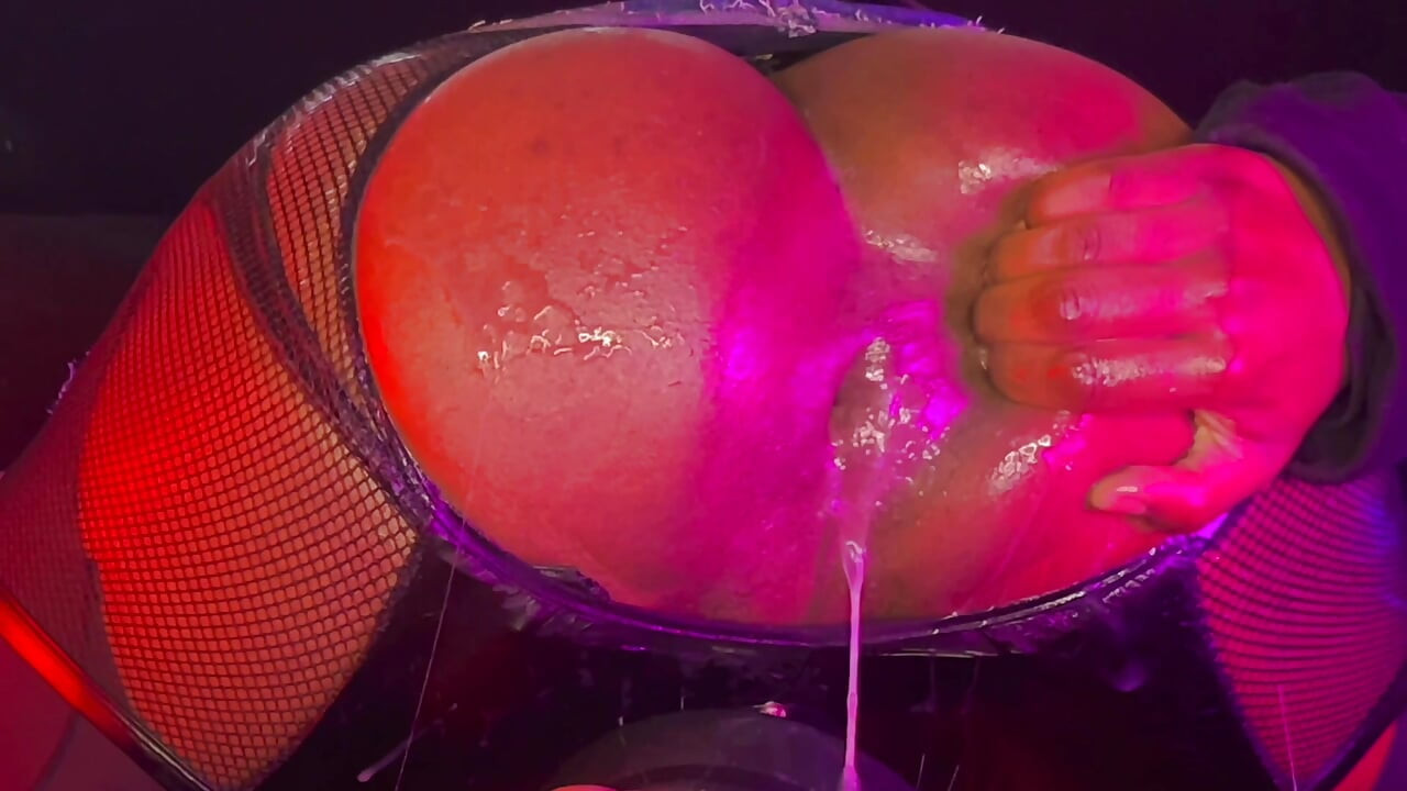 Bubble Butt Dildo Play Session - Lost Footage (Vol. 1 Part 3)
