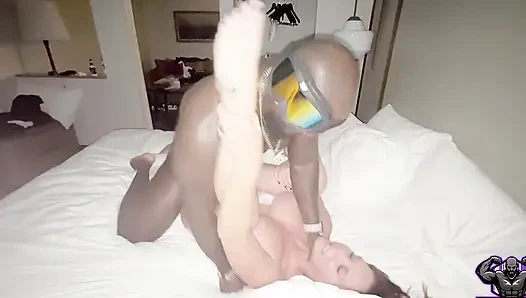 Stacxxxs представляет только одну ночь в SammiesWorld