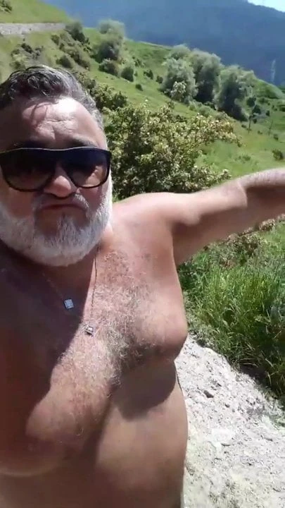 Big daddy Bear dancing (no sex)