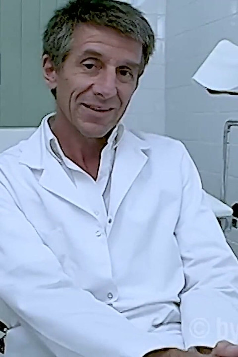 Teeny Experiences Threesome at the Sex Doctor
