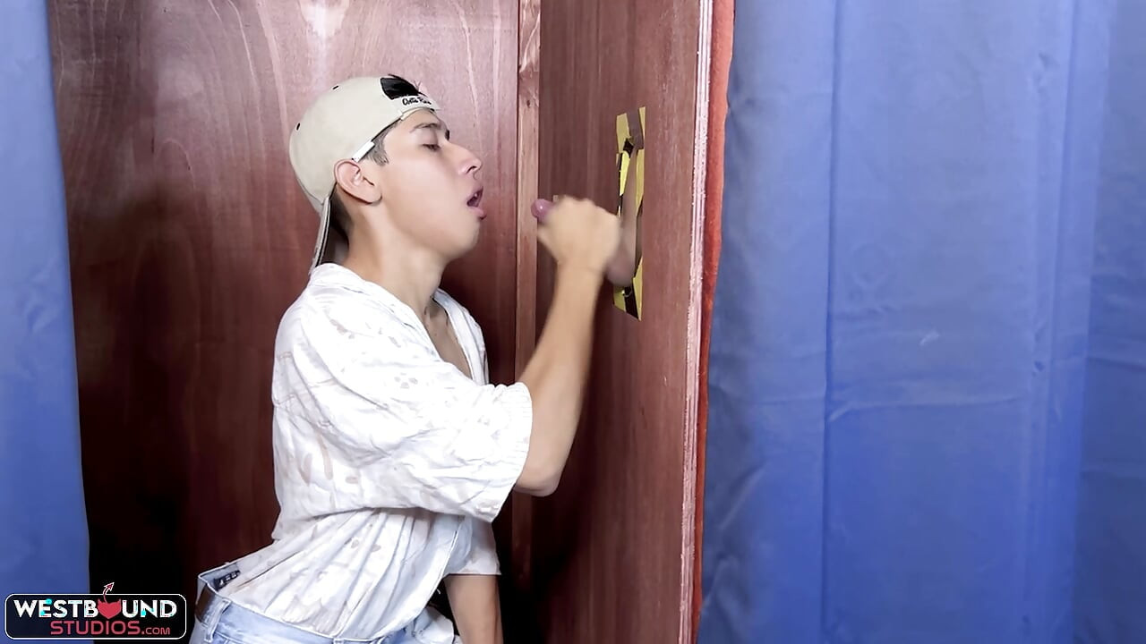 Gilberto Moon लंड चूसने से नहीं थकती