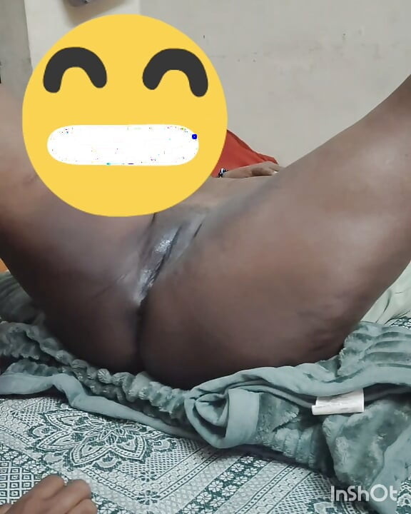 Biwi ki chut chatkar biwi ko maja diya