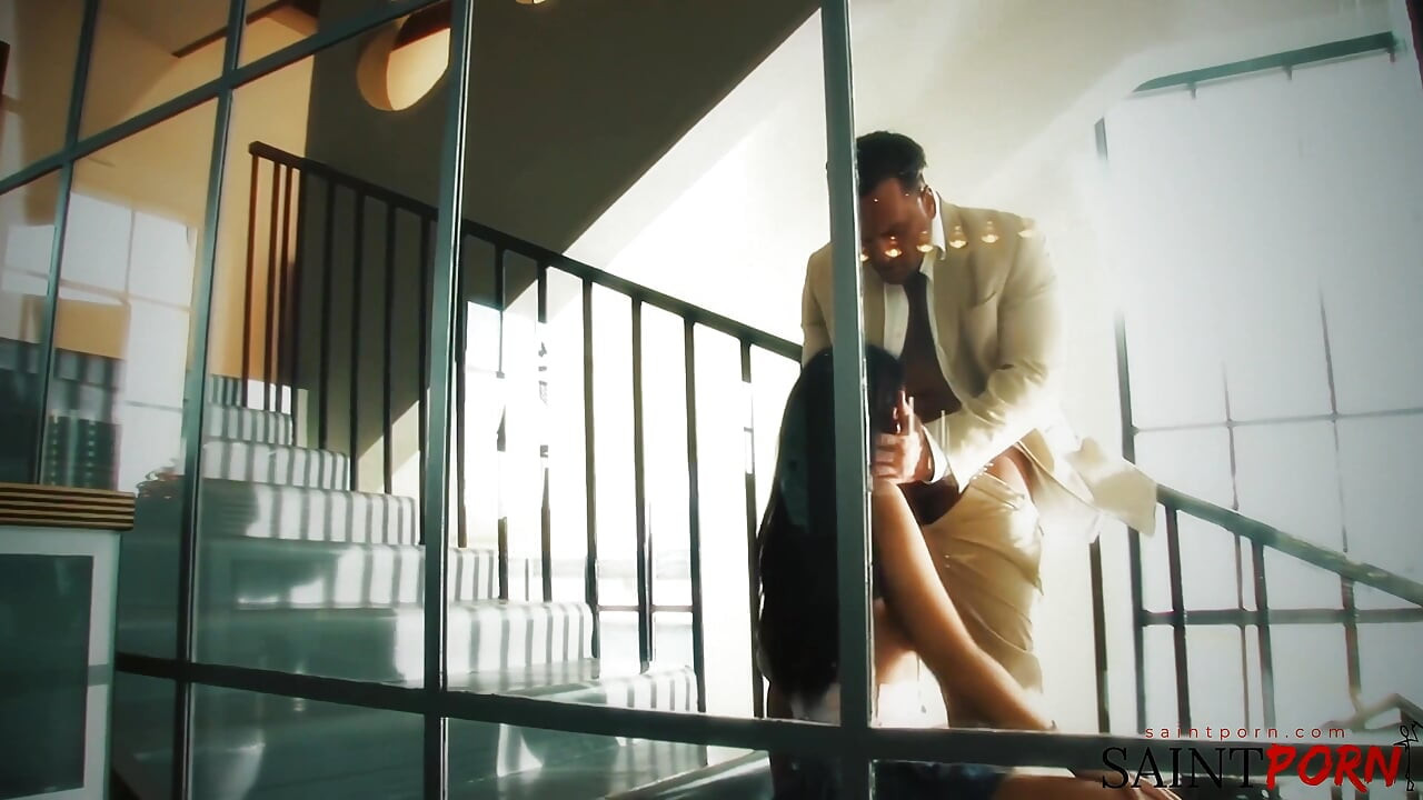 Jasmine Luna Gold Gets Her Pussy Fucked Open