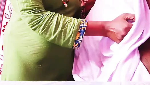Tante India ngentot paman tetangganya sendiri. Telugu Dirty Talks.