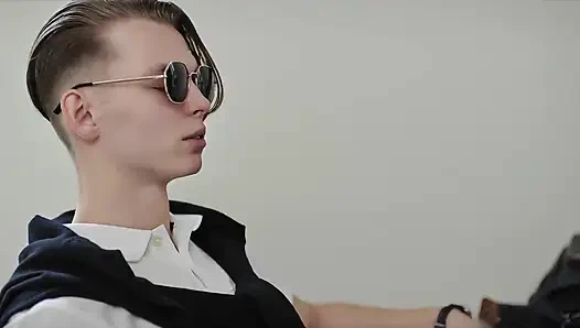 Guru nakal ini dientot habis-habisan - jadilica dicrot di dalam sama murid manja sampai muridnya berhenti ngentot