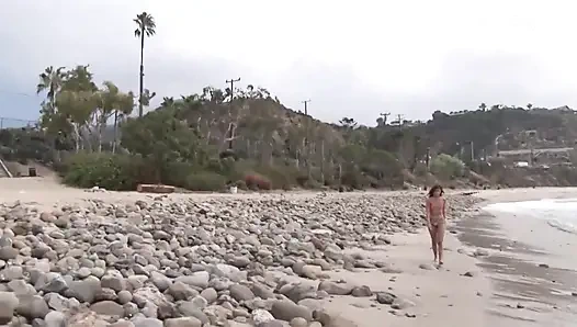 18 Yo teen gets her tight pussy stuffed