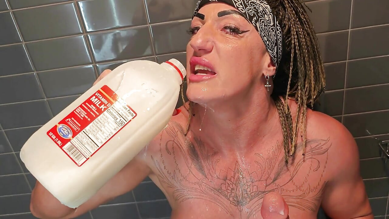 I Fuck Bathed in Milk