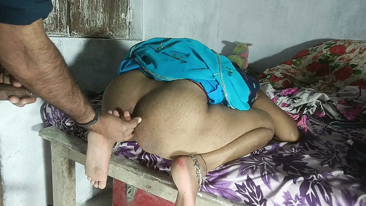 Bhabhi ki ass fucked brother-in-law in doggy style Hindi audio